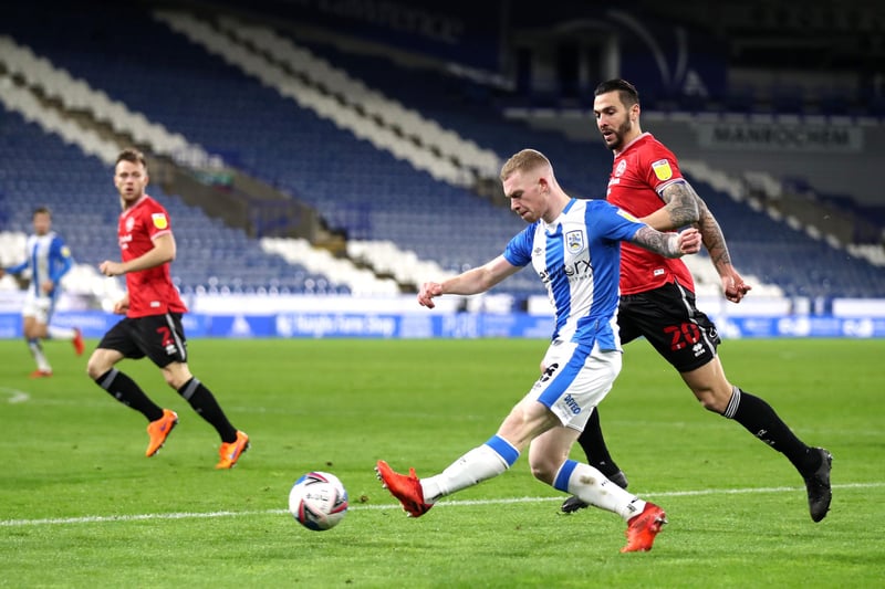 Crystal Palace could be set to challenge Leeds United for Huddersfield Town's £7m-rated midfielder Lewis O'Brien. The Eagles, who lost their opening game of the season 3-0 to Chelsea, have already beaten the Whites to signing Blues midfielder Conor Gallagher on loan this summer. (Football League World)