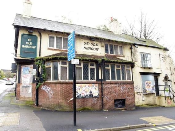 Ye Old Harrow opened as a pub in 1822, before closing its doors for good in 2008. Since then, the pub has been left to go to rack and ruin.