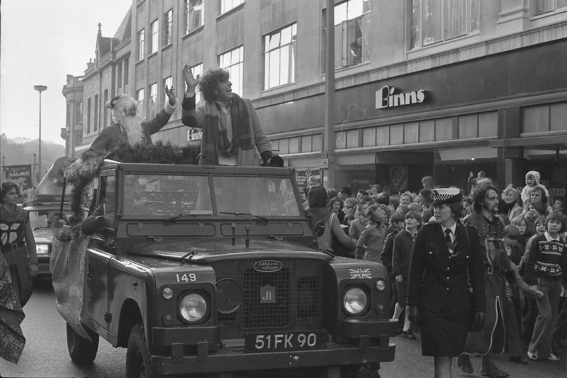 Tom Baker brought the crowds to Sunderland when the Dr Who star was on parade in 1977. Were you there?