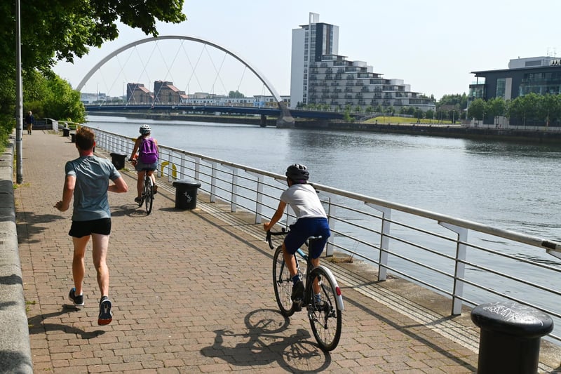 The River Clyde runs right through the heart of Glasgow, making it the most accessible route on this list! Making up part of National Route 75, jump on at any point and cycle as far as you’d like and back!