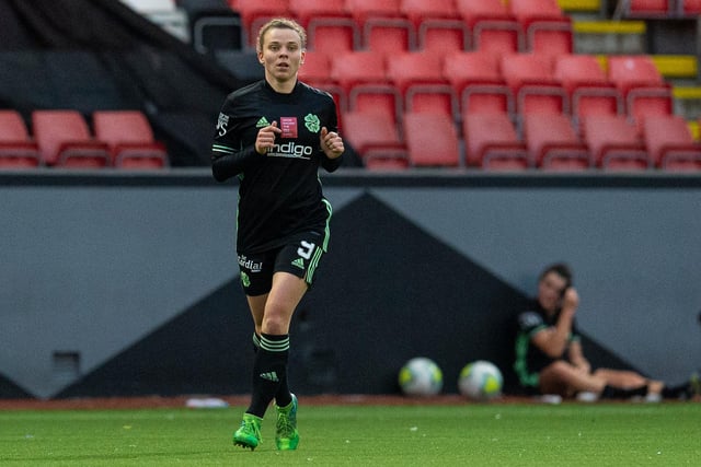 German striker Josephine Giard dropped into the second tier at the beginning of 2021 after a successful stint with Celtic. A speedster, Giard also offers excellent hold up play.