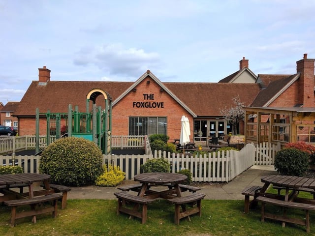 Based in Fulmar Drive, Mansfield, The Foxglove has a rating of 4 from 680 reviews.