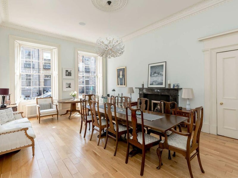 Dining room / Sitting room.