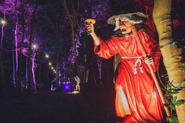 A spooky outdoor Halloween attraction....
Nothing too scary - just lots of Halloween fun - created for primary school children and their families.
An outdoor illuminated trail with over 100 photo opportunities.
Daytime - £7.95 pp (U2's Free)
Illuminated Trail - £10.95pp (U2's Free) - times vary based on sunset.
To book: https://www.totallytickets.co.uk/totally-spooky-east-mids