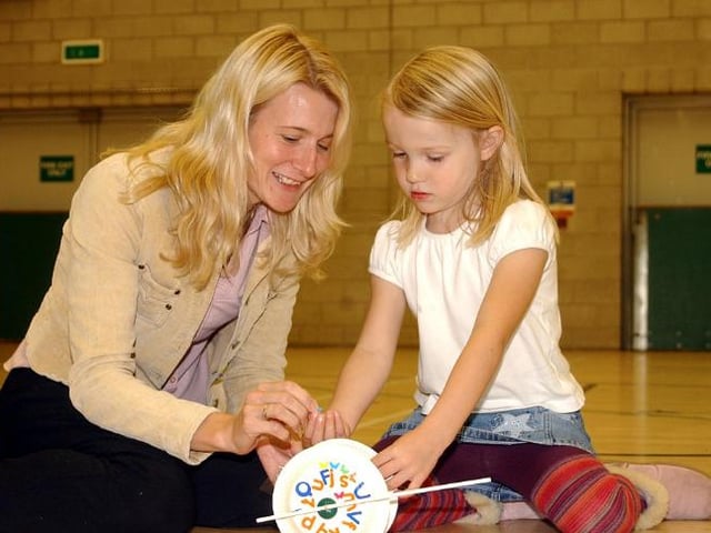 Teacher Sharon Hannan with her daughter Lucy aged five, from Balby, 2004.