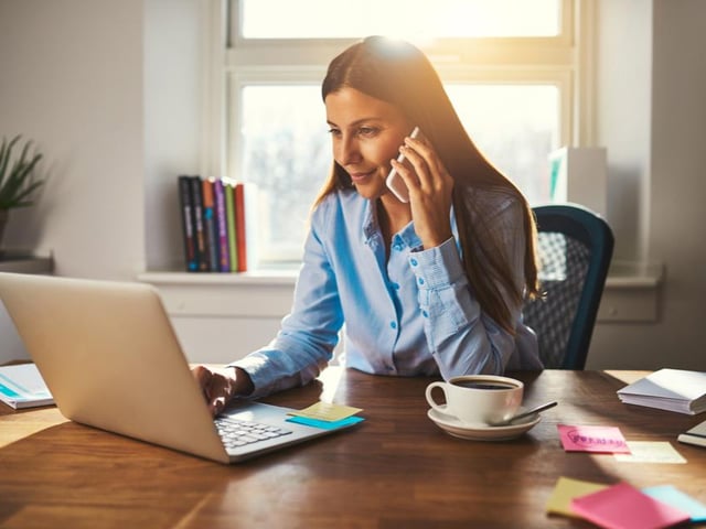 This Field Marketing agency is looking for field merchandisers to set up point of sale displays in retail stores across the UK. Experience in merchandising and customer service is valuable, but not essential, and the pay is £8.72 an hour. You get travel and mileage paid for, plus flexible hours over a seven day week.
