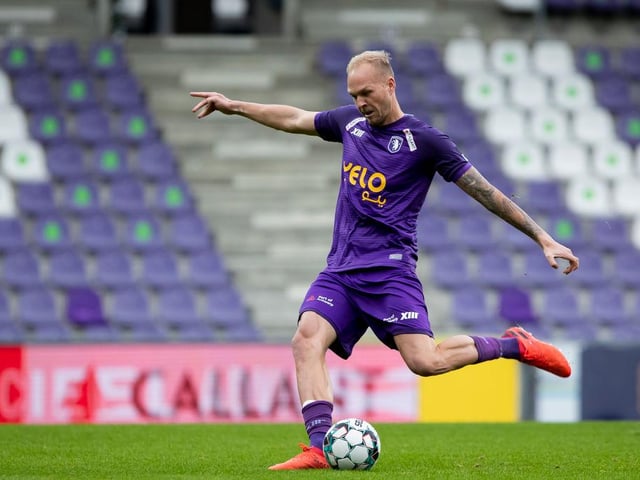 Newcastle United are monitoring the situation of Austrian midfielder Raphael Holzhauser. The 27-year-old has hit nine goals and eight assists in 12 league matches for Belgian side Beerschot so far this season. (Jeunes Footeux)
Photo by Kristof Van Accam/BELGA MAG/AFP via Getty Images