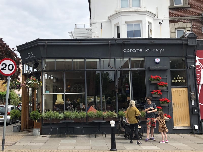 This cafe in Beatrice Mews has a four star rating from 259 reviews.