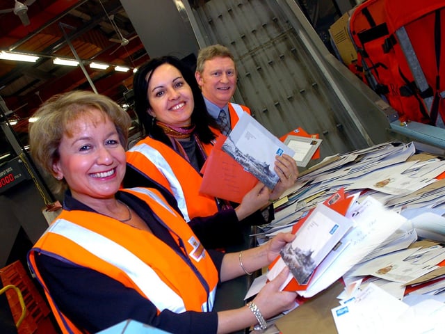 Don Valley and Doncaster Central MPs Caroline Flint and Rosie Winteron visited the Royal Mail Centre, Middlebank, Doncaster in 2005, pictured with centre manager Shaun Ford.