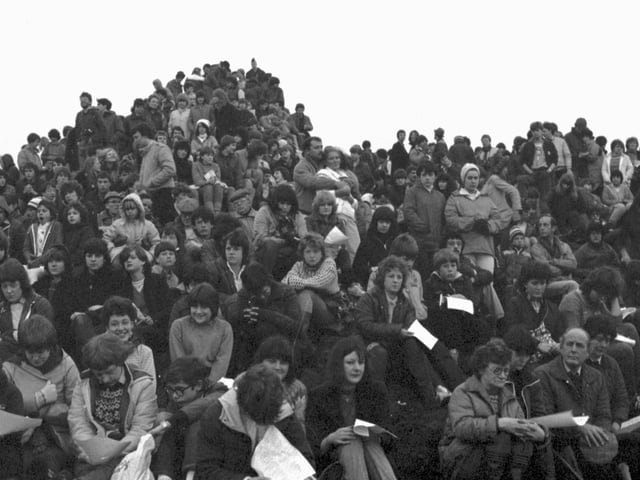 Crowds gather for the traditional service at the top of Arthur's Seat in Edinburgh, May Day 1983.