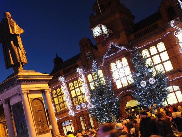 Ten years either way, in which year was Jarrow Town Hall officially opened?