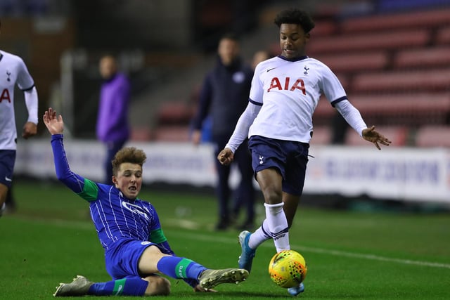 Tottenham Hotspur are set to announce the signing of Wigan Athletic’s 15-year-old starlet Alfie Devine next week. (Football Insider)