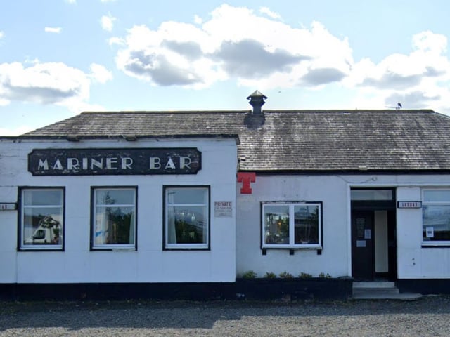 Patrons and staff at this "great friendly" pub in Glasgow Road, Camelon, recently raised more than £700 for Edinburgh Breast Cancer Unit.