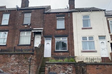 108 Osgathorpe Road, Pitsmoor, S4 7AS. Guide Price: £78,000 Plus*
 A three-bedroom inner terrace let at £675 pcm (£8,100pa) located in this long established residential area cliose to the Northern General Hospital.