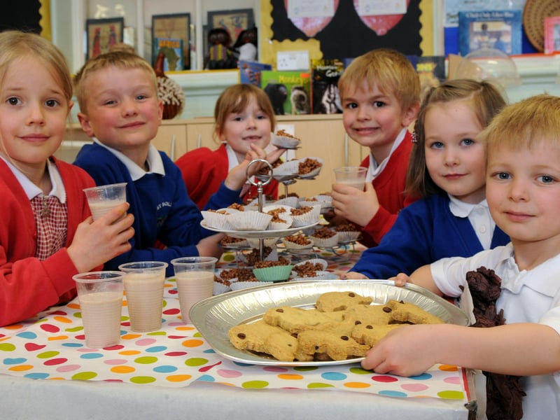 Pupils made and sold Fairtrade produce 10 years ago. Is there someone you know in the photo?