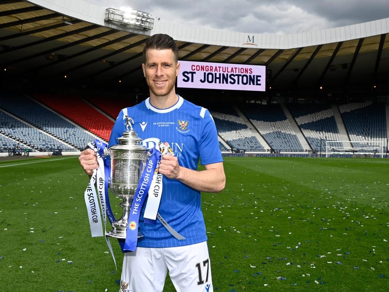 The Israeli striker, who helped Saints to two trophies last season, turned down the offer of a new deal but has yet to find another club.