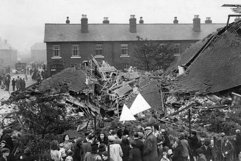 In another Sunderland miracle, an Anderson shelter saved the lives of the Martin family on the last day of September 1941. The arrow indicates where the shelter is and how close it was to a demolished house.