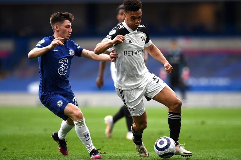 Fulham are prepared to let Antonee Robinson go for £10 million. Manchester City, Wolves and Bordeaux are monitoring the defender. (HITC)