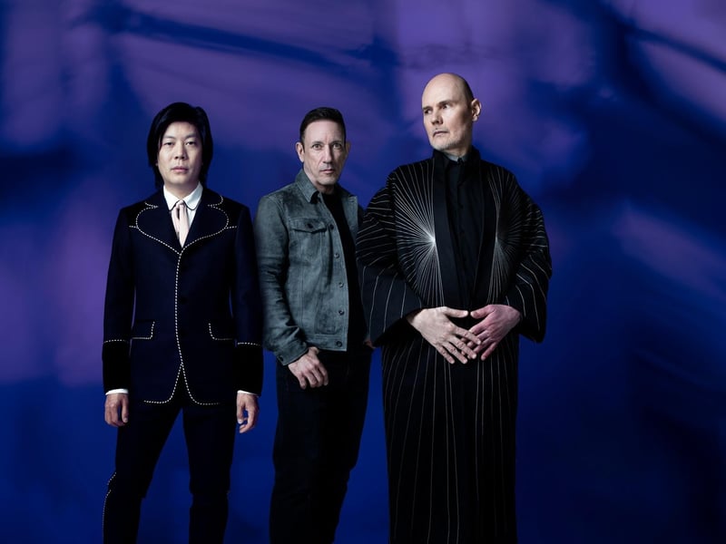 The Smashing Pumpkins are set to bring their monumental alternative rock sound to The Piece Hall in Halifax on August 12, 2025. Prepare for an evening of powerful guitars and sweeping melodies from this legendary band. 📍 Blackledge, Halifax HX1 1RE
