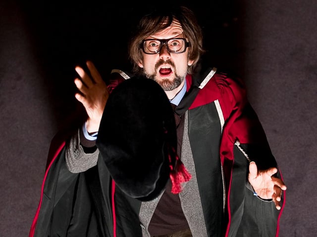 Jarvis Cocker, musician and artist, in his robes before receiving his honorary doctorate from Sheffield Hallam University at Sheffield City Hall in 2009o