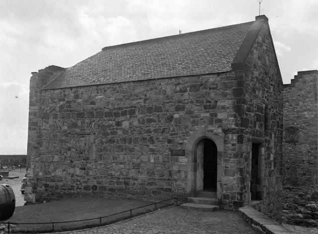 Built in memory of Queen Margaret by David I, around 1130, St Margaret’s Chapel is one of Scotland's oldest buildings. It was the only part of the castle spared from destruction in 1314.