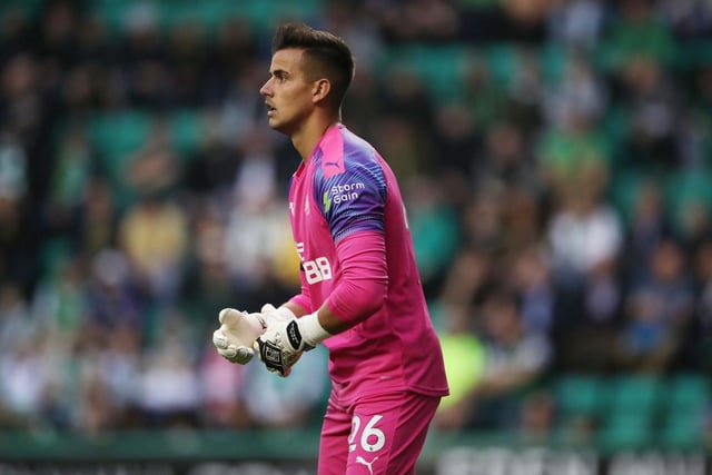 Due to Martin Dubravka's injury it's a straight pick between new boy Mark Gillespie and Karl Darlow. The former Nottingham Forest man gets the nod based on his FA Cup shows last season.
