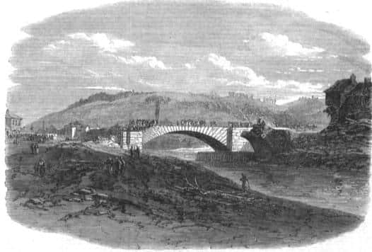 Hillsborough Bridge and the remains of Hill Bridge (author’s collection)