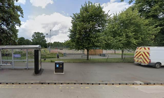 The plans to replace the tennis courts and the multi-use games area (MUGA) in a popular Sheffield park has been given the go-ahead.