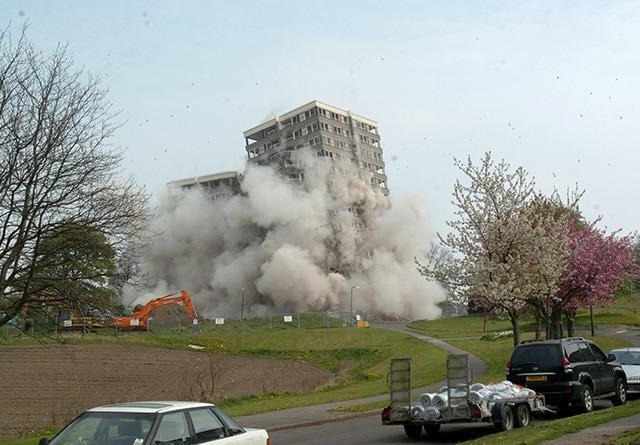 Demolition of Norfolk Park flats, April 24, 2005