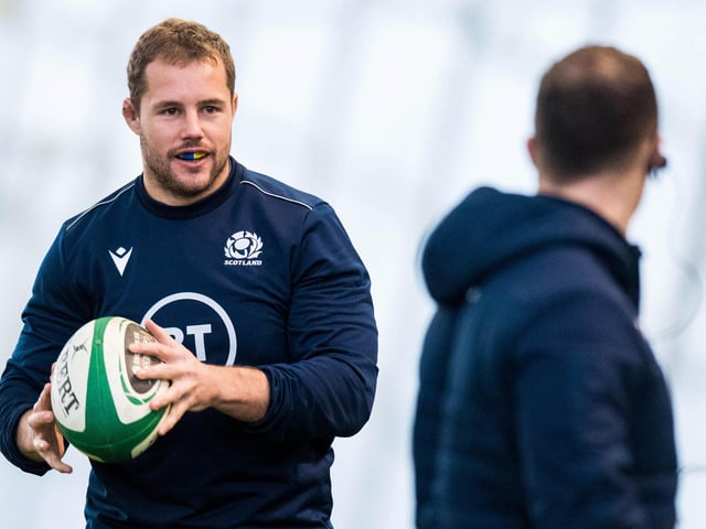 Solid loosehead prop bench cover from the former Edinburgh, now London Irish front-row.