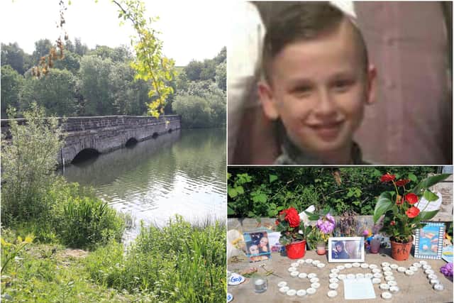 Tributes have been paid to a teenage boy who drowned after getting into difficulty in the water at UIley Country Park