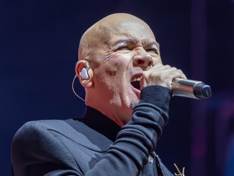 Synth-pop pioneers The Human League are taking their iconic hits on the road in 2025. They’ll perform at Derby’s Summer Sessions (Jul 3) and Lincoln’s Castle Concerts (Jun 27). This is your chance to relive the glory days of the ’80s with unforgettable tracks like “Don’t You Want Me” and “Human” in breath-taking outdoor settings.
