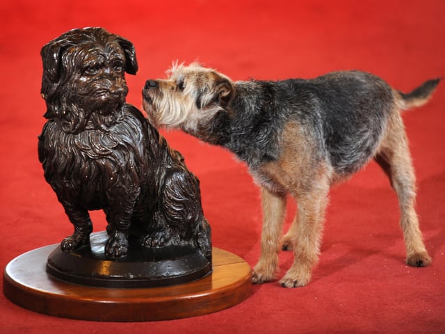 In January 2013 the original plaster model of the famous Greyfriars Bobby statue was to auctioned by Lyon & Turnbull, valued at up to £1,000. Pictured taking a closer look at the model is Joey the Border Terrier.