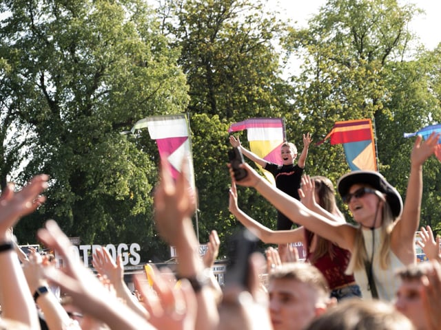 Crowds were treated to blazing sunshine throughout the weekend.