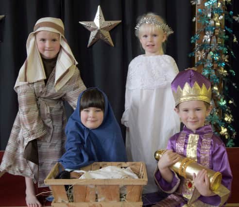 Which little cuties can you spot in these retro nativity scenes?