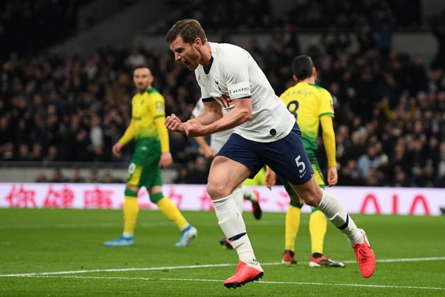 Roma have offered Tottenham's Belgium defender Jan Vertonghen a two-year deal with the option of a third season. (Il Messaggero)