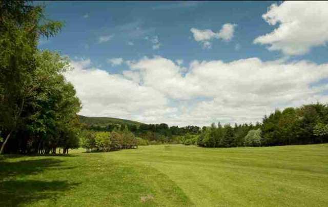 Located in Fife's Lochore Meadows County Park making full use of the park's streams and woodland, the Lochore Meadows Golf Club is a 9-hole course that can be played as a par 72, 18 hole course.