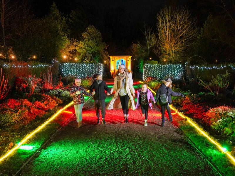 Step into a world of festive magic at The Christmas Experience at Lotherton Hall. The historic hall and grounds are transformed into a winter wonderland, complete with a magical light trail, festive activities, and the opportunity to meet Father Christmas. 📍 Lotherton Hall, Lotherton Lane, Aberford, Leeds, LS25 3EB
