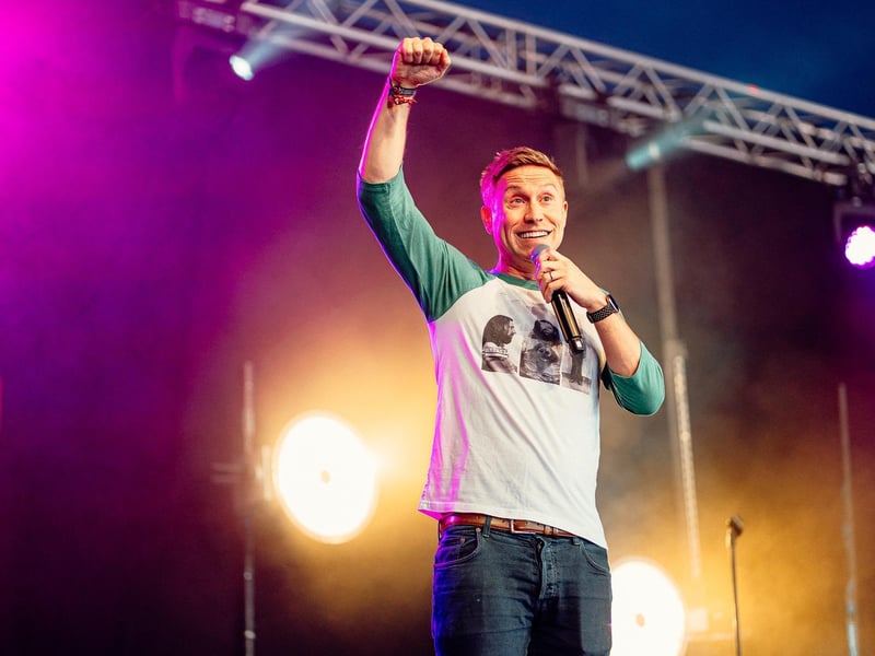 The stand-up comedian, television presenter, radio presenter and actor is best known for his TV shows Russell Howard's Good News and The Russell Howard Hour. He was born in Bristol in 1980 and attended Hanham High School, Perins School in New Alresford and Alton College.. He later studied at the university of the West of England (UWE) in Bristol. 