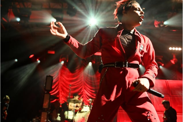 Yungblud sported a bright red boilersuit for his performance.