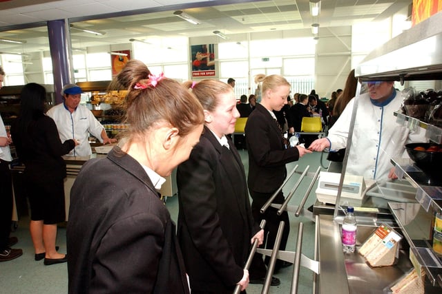 Farringdon School pupils enjoying lunch time in the 2000s