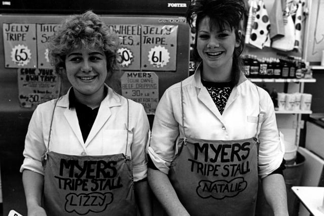 Castle Market, Miss Natalie Myers and Miss Elizabeth Eason, Myers tripe Stall, 1988. Picture Sheffield