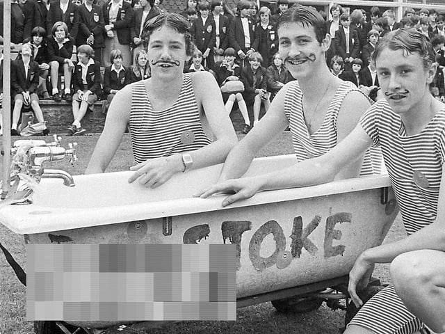 Did you take part in Ashfield School's charity Bath Push in 1982?