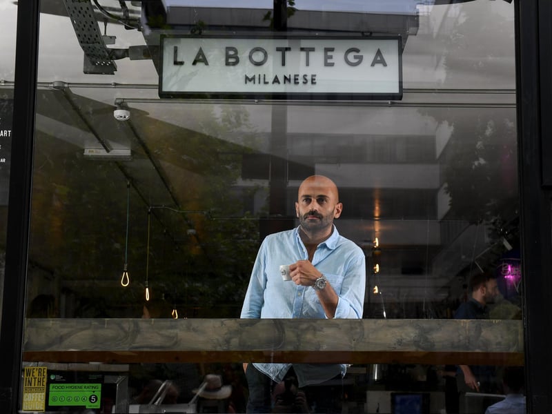 If it’s not from Italy, it’s from Yorkshire is the mantra here. Tucked away in Bond Court, this is a high-speed, high-style espresso bar. Their lattes are punchy and authentic, bringing a slice of Milanese café culture to the heart of the Leeds financial district. ☕ 2 Bond Ct, Leeds LS1 2JZ