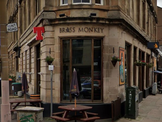 The Brass Monkey marks the start of the trendy Finnieston neighbourhood of Glasgow and offers a more stripped-down pub experience - no food or fancy theme, just a great boozer that's undertstandably popular with locals.