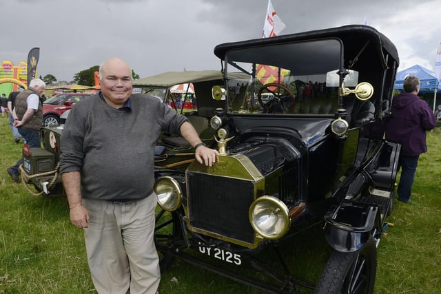 Leslie Grieve from Wooler with his 1915 Model T Ford at the 2017 show.