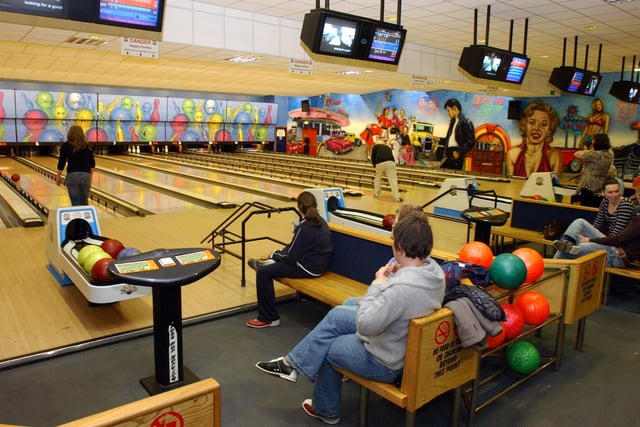 The Dunes Arcade showing tenpin bowling in 2006.
