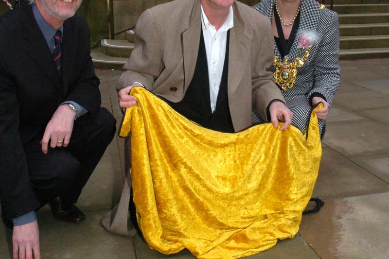Monty Python star and TV globetrotter Michael Palin unveils his plaque with Lord Mayor Coun Jackie Drayton and deputy leader of the council Coun Steve Jones in February 2007