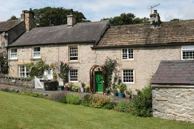 Found in Hope Valley, Buttercup Cottage features two bedrooms in a particularly picturesque location.