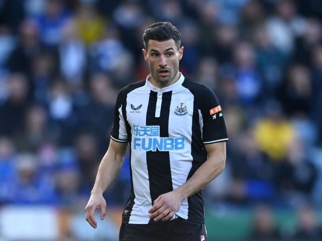 On for Lascelles 46: Was rarely troubled at the back following his introduction. 
